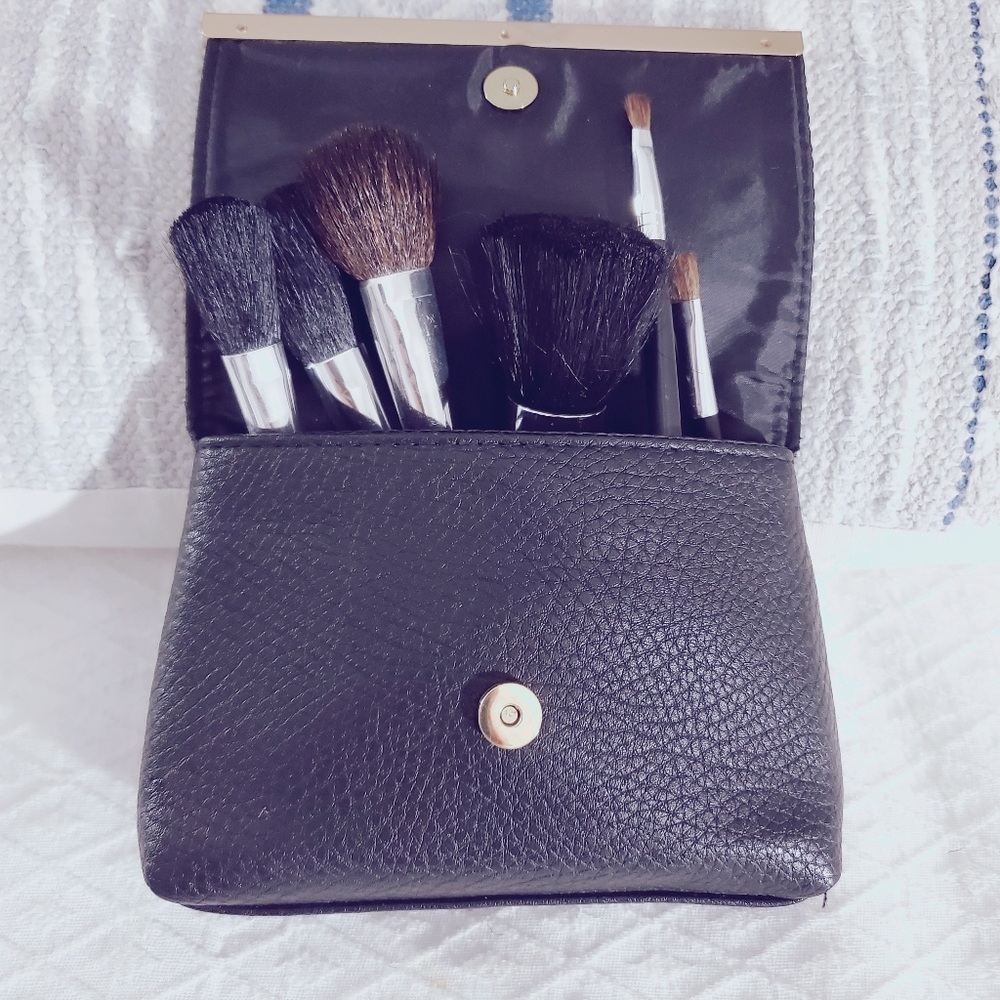 💚 FREE with Purchase $35+